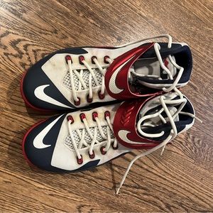 Nike Lebron Soldiers shoes